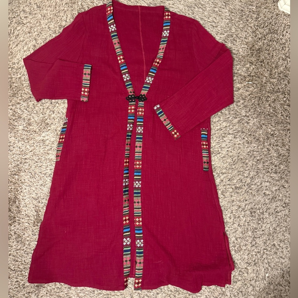Elegant Red Cardigan with Textured Fabric